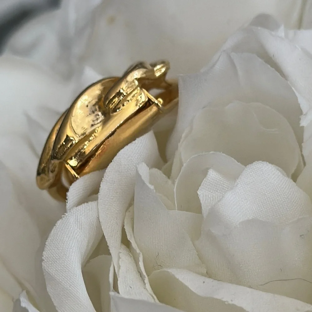Estate Lieba USA Gold Plated Knot Fur Clip | Sweater/Scarf Clip Brooch GUC